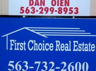 703 9th St, Durant, IA 52747