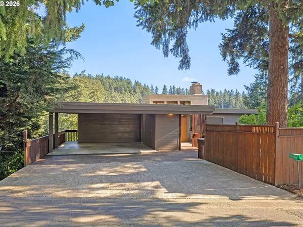 2300 Parkside Ln, Eugene, OR 97403