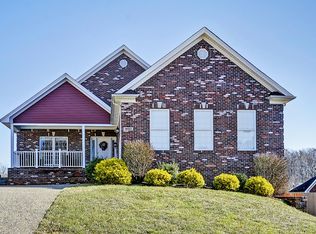 4103 Moeherr Dr, Jeffersontown, KY 40299