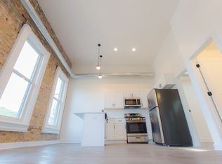 415 W North Ave #301, Chicago, IL 60610