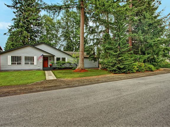 4th image of 5042 Beverly Dr NE