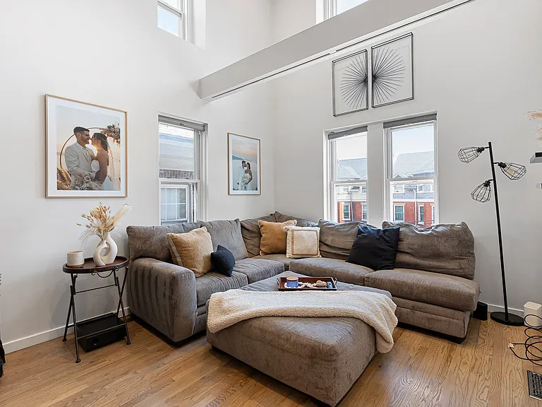 1508 W 14th St — Photo 4