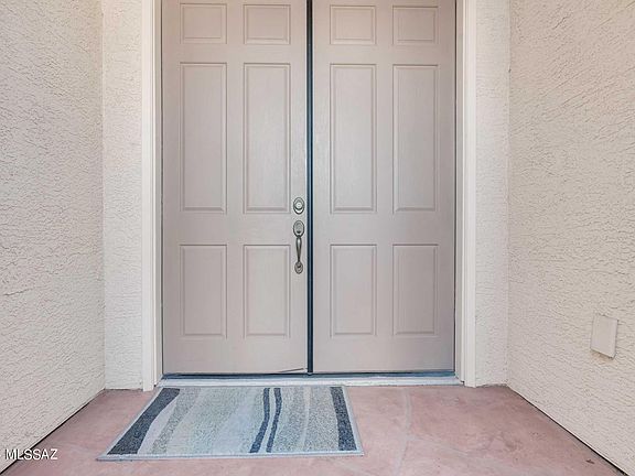 3rd image of 1809 W Calle Casas Lindas
