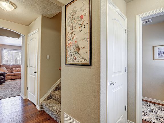 Entry with engineered hardwo