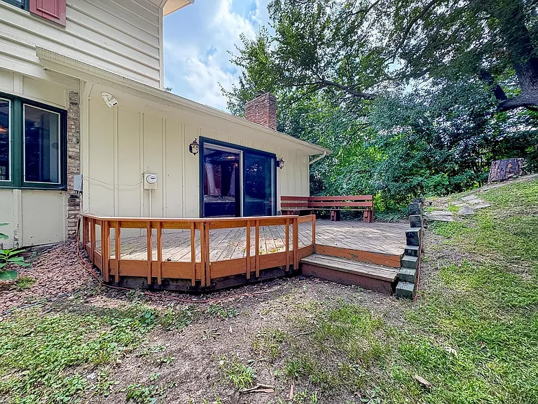 5674 Arthur St NE — Photo 39