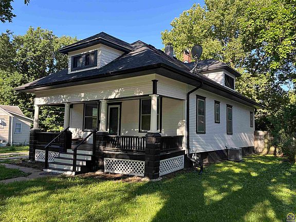 2nd image of 817 West St