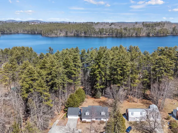 207 N High Street, Bridgton, ME 04009