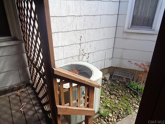 5th image of 200 Spring St