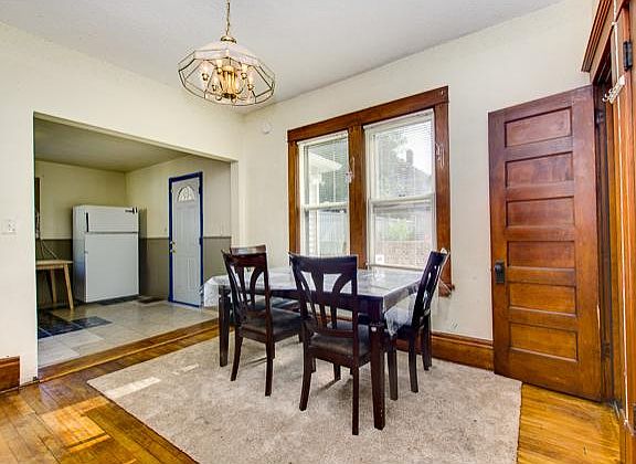 4th image of 273 Stinson St