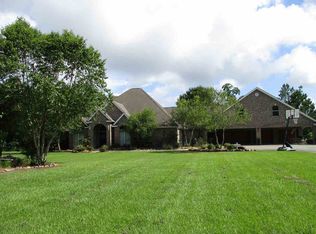 8330 E Bridgefield Dr, Orange, TX 77630