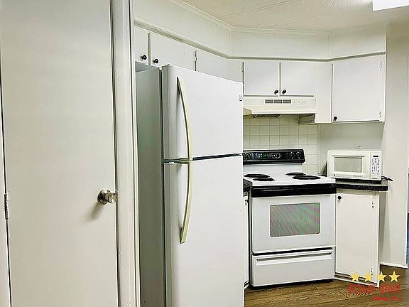 4th image of 28944 Hubbard St #12