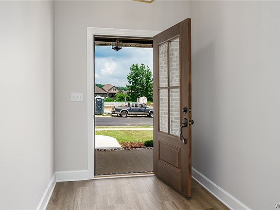 2nd image of 13918 Sullivan Blvd
