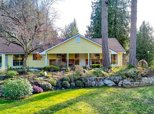 1751 Spieden Pl, North Saanich, BC V8L 4W2