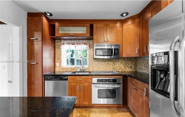 280 Mulberry St — Photo 4