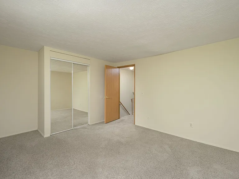 Kingswood Townhouses — Photo 16