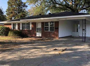 1701 Belmoor Dr, Pine Bluff, AR 71601