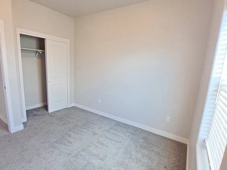 2625 Goldfinch Pl — Photo 7