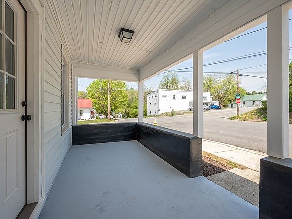 5th image of 195 N 22nd St
