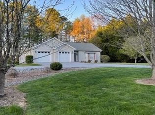 88 Terrace Field Trl, Flat Rock, NC 28731