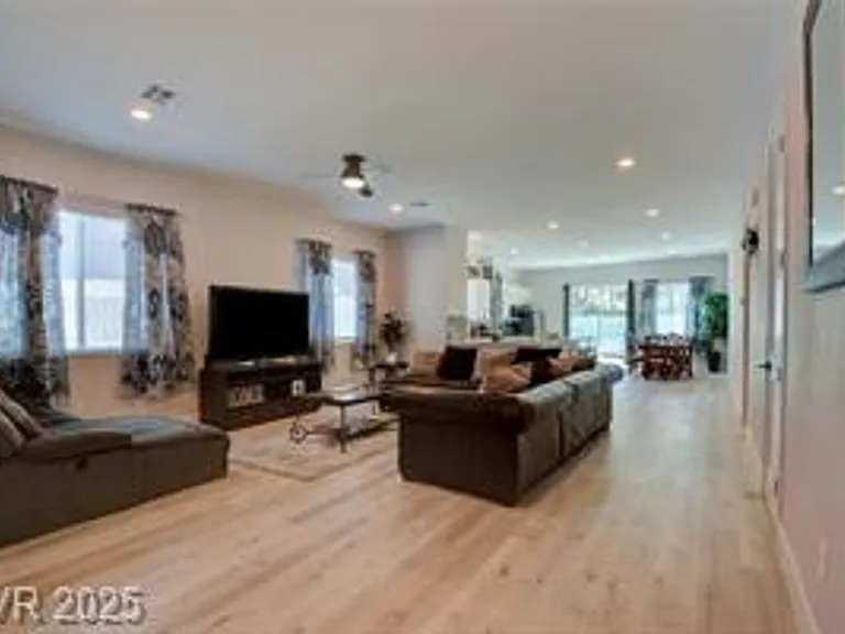 5534 Stormy Night Ct — Photo 6