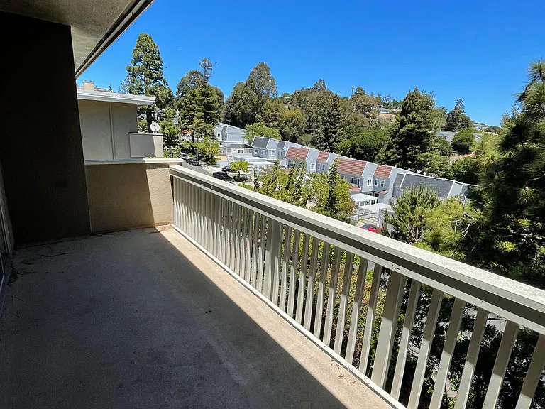 1101 Continentals Way #310 — Photo 21