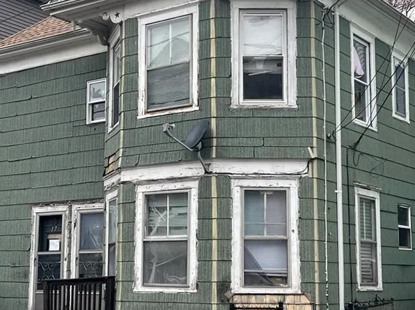 15 George St, New Bedford, MA 02744