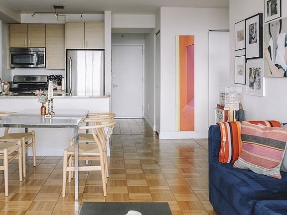 5th image of 125 W 31st St APT 45K