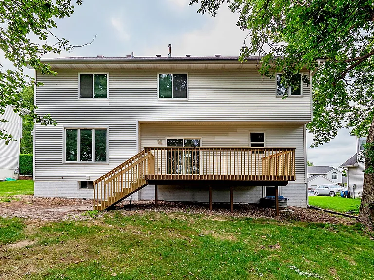 14440 Briarwood Ln — Photo 34