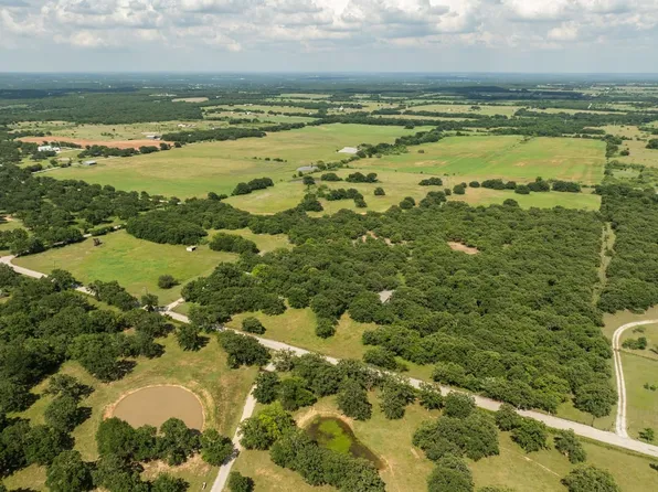 957 County Road 1886, Sunset, TX 76270