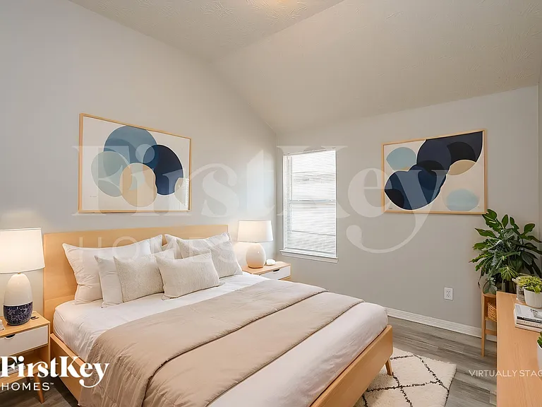 4531 Bridgevillage Dr — Photo 15
