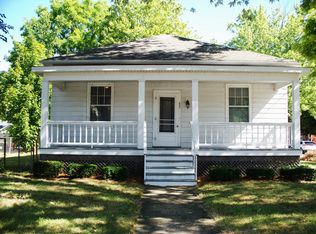 600 Vine St, Saint Clair, MI