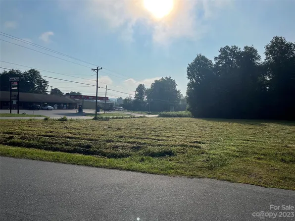 101 Mull Ln, Morganton, NC 28655