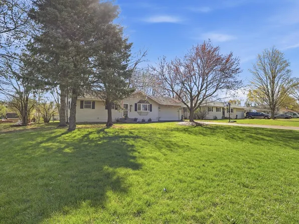 16306 Flagstaff Ave W, Rosemount, MN 55068