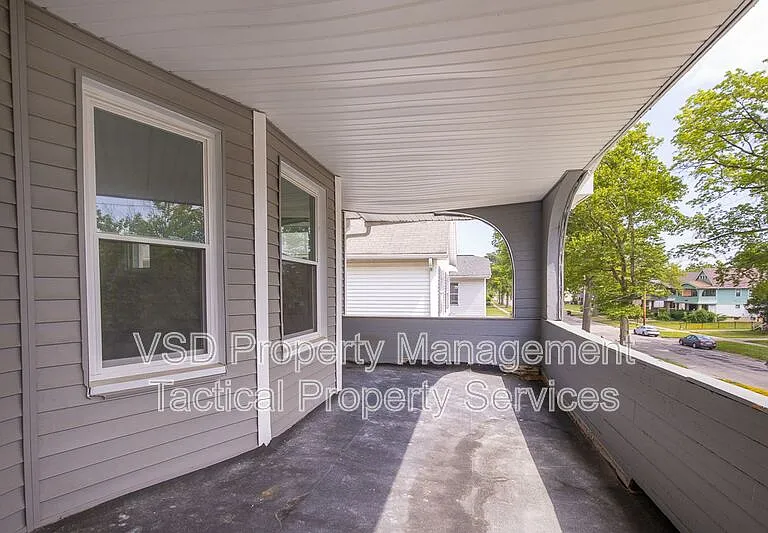 3694 E 147th St #UP — Photo 26