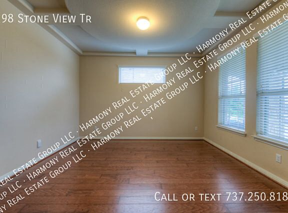 3rd image of 198 Stone View Trl