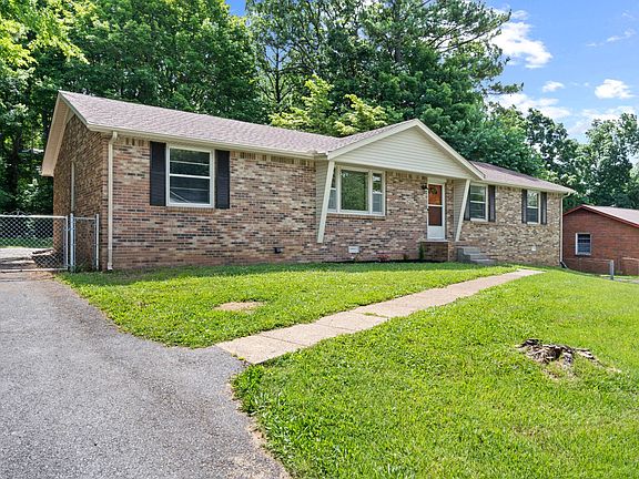 2nd image of 18 Binks Dr