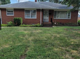 940 Center Ave, Newport News, VA 23605