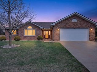 805 Lakeside Dr, Kokomo, IN