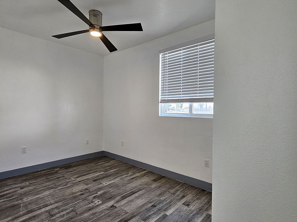 1st image of 524 1/2 W 82nd St #524-1/2