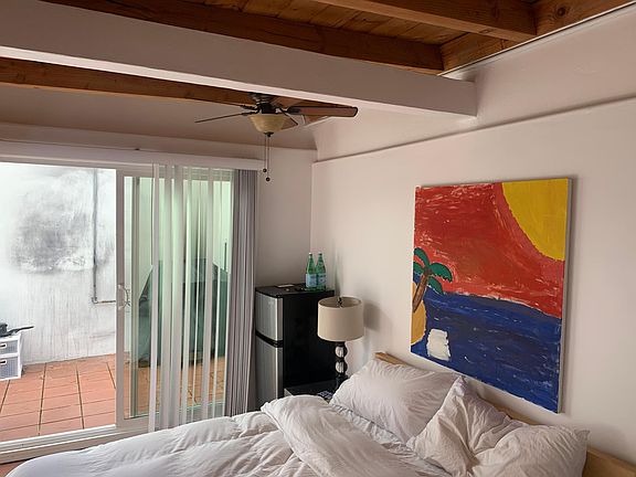 4th image of 1121 Avenida Amantea
