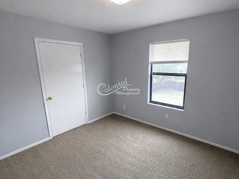 1105 Leslie Cir #D — Photo 6