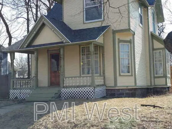 448 Thomas St SE, Grand Rapids, MI 49503