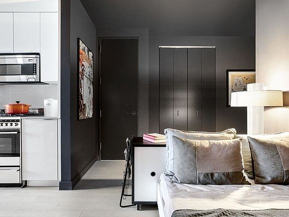 3rd image of 20 Broad St APT 1606