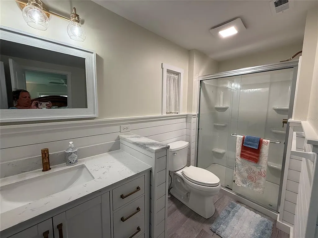 2 bed, 2.0 bath, 1339 sqft, $1,995 — Photo 4