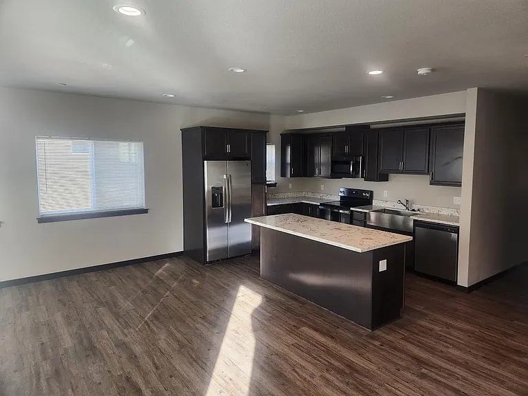225 Penny Ave #A — Photo 2