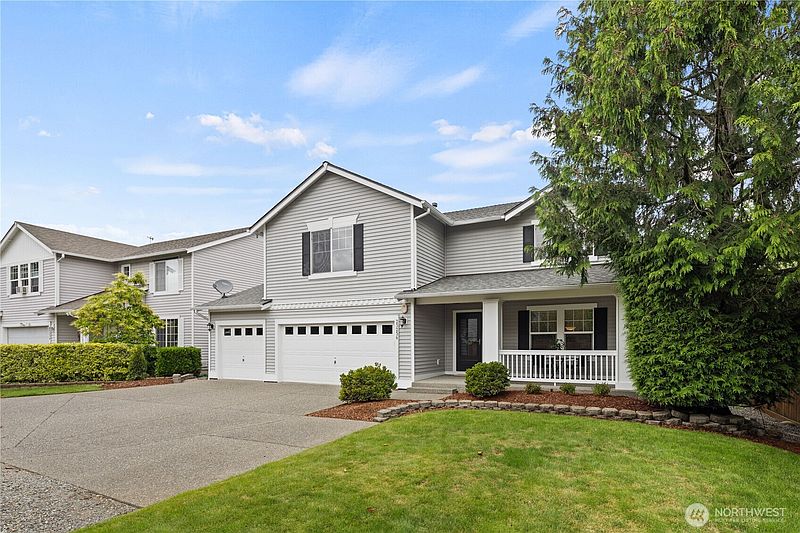4th image of 23236 SE 262nd Court