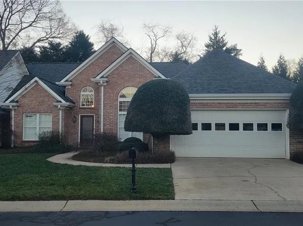 3131 9th Street Dr NE Unit 15, Hickory, NC 28601