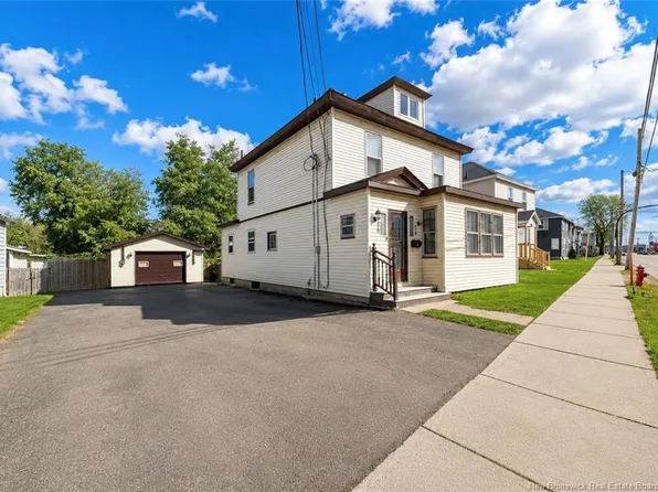 1660 Main St #1658, Moncton, NB E1E 1G6