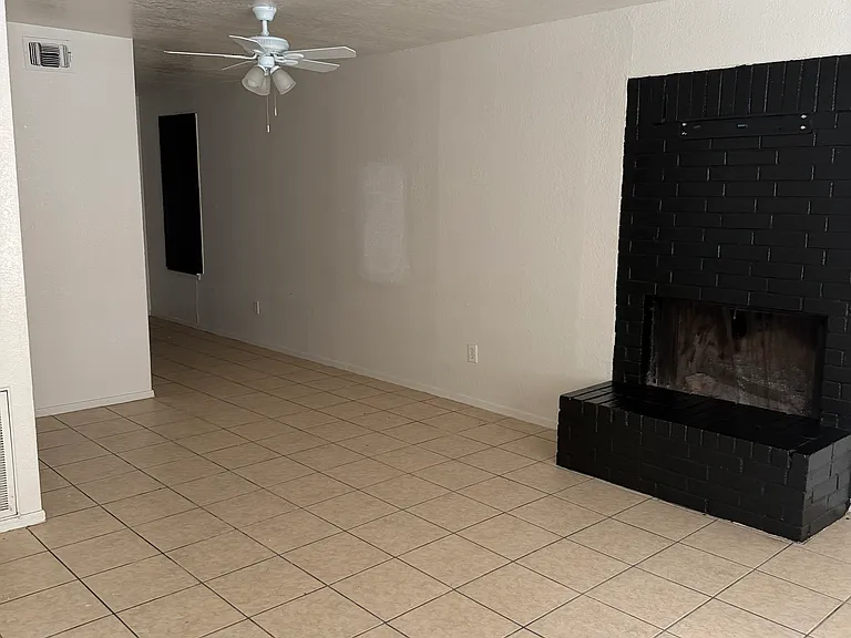 519 E Sanford St #1 — Photo 13