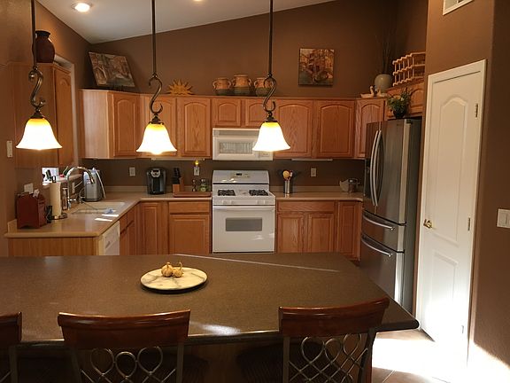 4th image of 17401 N Goldwater Dr